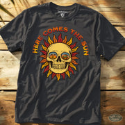 Here Comes The Sun Tee Charcoal / S - by Side Eye Supply - Surf Beach Life Apparel